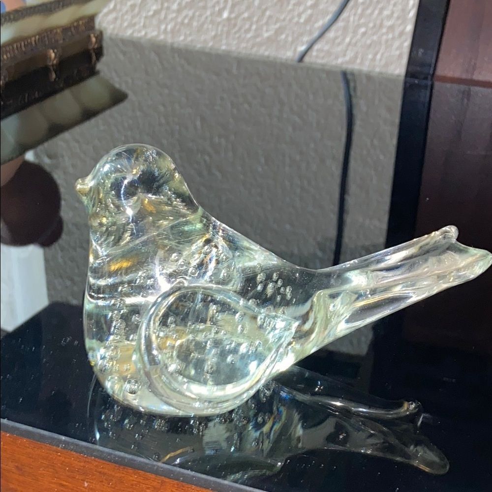 Elegant Clear Glass Bird Figurine Paperweight